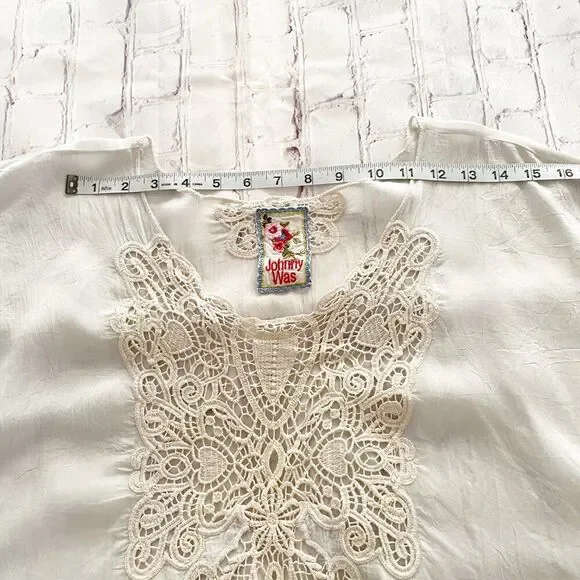 Johnny Was Off White Chalk Short Sleeve Dolman Sleeve Crochet Appliqué Front S - Picture 5 of 10